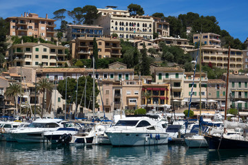 Fototapeta na wymiar Marina view village of Port-Soller, Mallorca island, Balearic Islands, Spain.