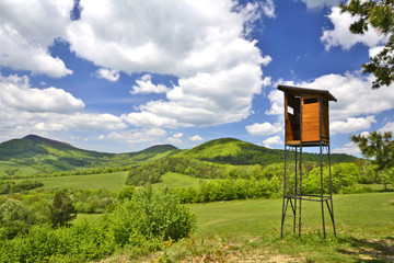 Hunting high tower on the meadow. Low Beskid © Jurek Adamski