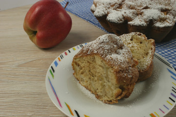 Нomemade Apple Pie and apple on the table