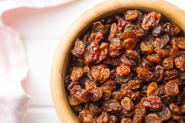 Sweet dried raisins.