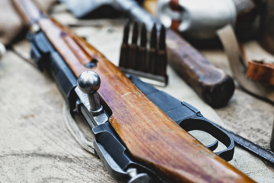 Rifle and cartridges with shallow depth of field