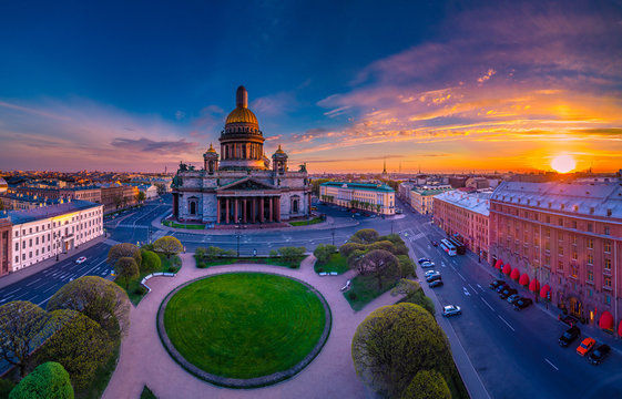 Saint Isaac's Cathedral. St. Petersburg. View from Issakievskaya square. The city is in the sunshine. Sunrise.