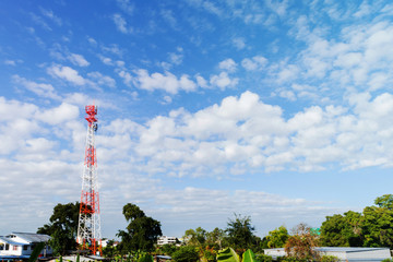 Obraz premium The beautiful sky with colorful fluffy clouds and The Antenna, cellular, telecommunication