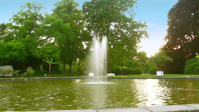 Wasser springbrunnen  als cinemagramme cinemagraph