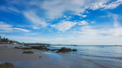 Fototapeta na wymiar Tropical beach with clear water and blue sky