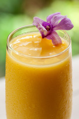 Mango smoothie