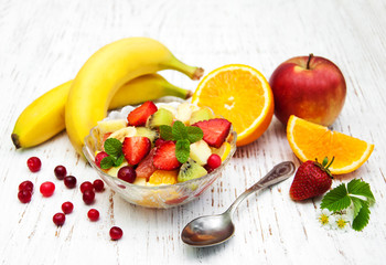 Salad with fresh fruits