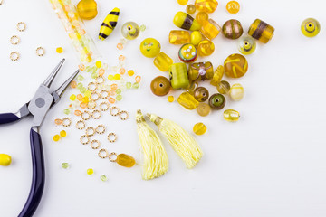 Yellow bead mix