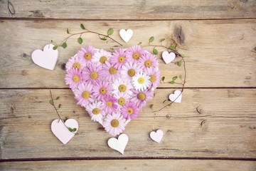 Grußkarte - Blütenherz - rosa Margeriten