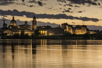 tramonto mantovano
