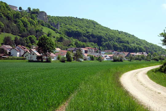 รูปภาพRiedenburg – เลือกดูภาพถ่ายสต็อก เวกเตอร์ และวิดีโอ342 | Adobe Stock