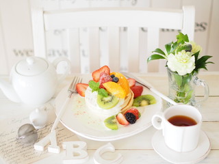フルーツパンケーキでティータイム