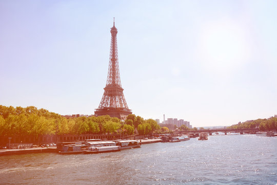 Paris mit Seine und Eiffelturm / Tour Eiffel / Eiffeltower