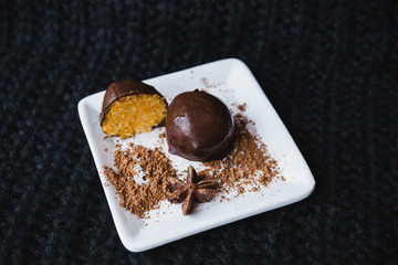 Homemade Healthy Raw Energy Sweet Balls