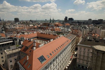 Fototapeta na wymiar Vienna city view from St Stephen's Cathedral