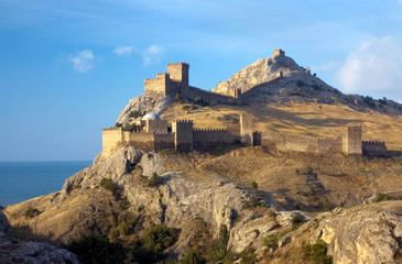 Fototapeta na wymiar Old fortress above sea