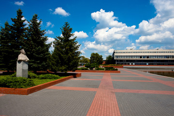 Miasteczko uniwersyteckie - biblioteka, Toruń, Polska