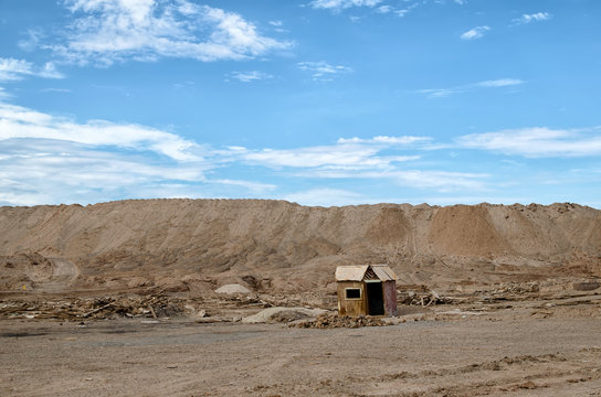 Abandoned salitrera town in Chilean desert