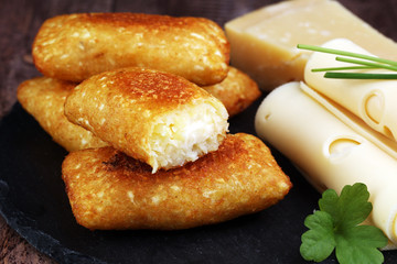 Homemade potato croquettes with parmesan and chives, nice and simple, but delicious light food