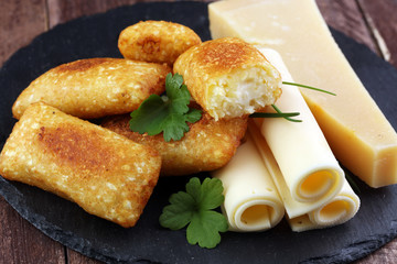 Homemade potato croquettes with parmesan and chives, nice and simple, but delicious light food