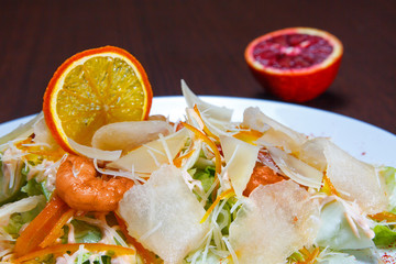 Shrimps, fennel and orange salad.