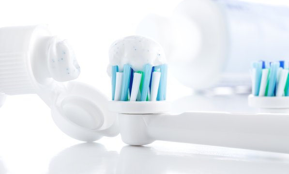 Oral hygiene, tooth brush