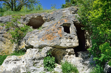 Крым, Бахчисарай, пещерный город Чуфут Кале