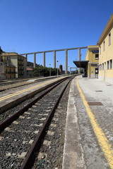 Fototapeta na wymiar Modica, stazione ferroviaria e ponte Guerrieri