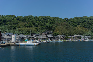 Fototapeta na wymiar 島の入江の風景