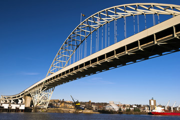 Arch bridge across the river Willamette Portland Oregon
