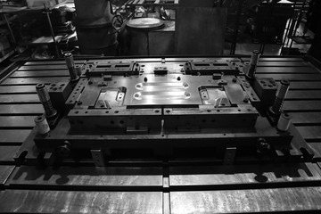 Sheet Metal Stamping Tool Die for Automotive Precision Parts on The Numerical Control Milling...