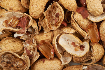 Surface coated with peanut shells