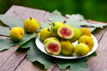 Ripe sweet figs