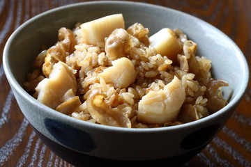帆立貝の炊き込みごはん　Rice cooked scallops