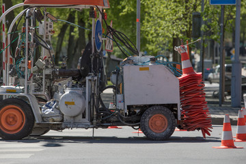 Road painting equipment 