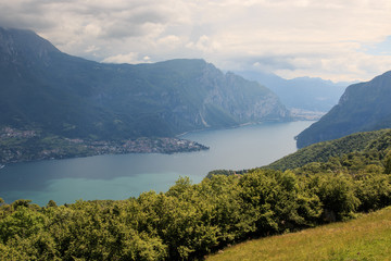 Il ramo di Lecco del lago di Como