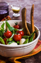 Raw vegetable salad