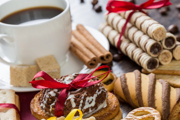Fototapeta na wymiar Biscuits and coffee on table