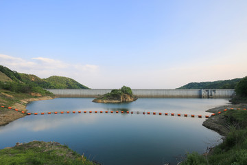 Fototapeta premium 香川県小豆島町 内海ダム