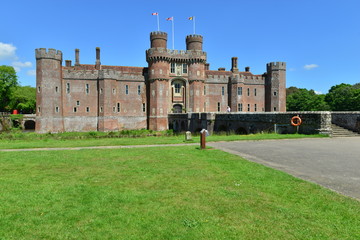 Fototapeta premium Herstmonceux castle in springtime