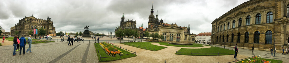 Fototapeta na wymiar DRESDEN, GERMANY - JULY 2016: Panoramic view of city square. Dresden attracts 5 million people annually