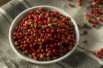 Dry Organic Red Peppercorns