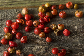 Dry Organic Red Peppercorns