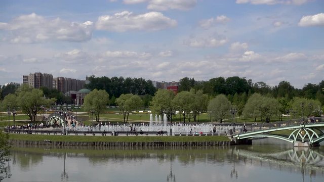 Pond in the park. fountain view. Sredniy Tsaritsynskiy prud. Tsaritsyno Park, Moscow, Russia. 4k rela time video