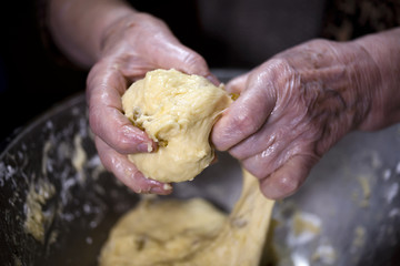 Transforming pastry with raisins in experienced hands