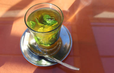 fresh mint tea