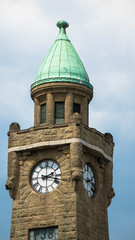 Hamburg Landungsbrücken, Uhrenturm
