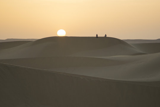 Atardecer en las dunas del S&aacute;hara