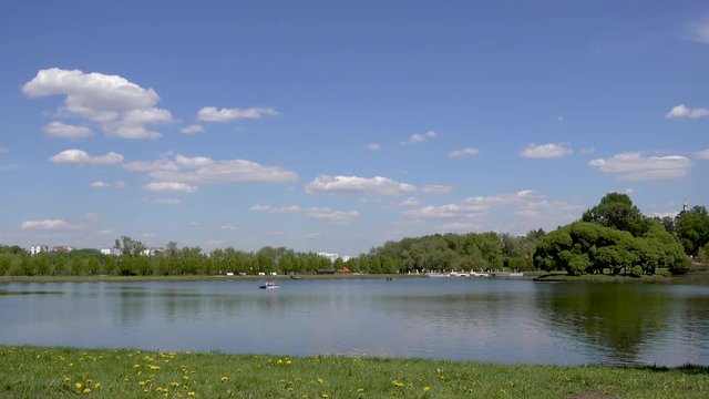 Beautiful pond in the park. Sredniy Tsaritsynskiy prud. Tsaritsyno Park, Moscow, Russia. 4k rela time video
