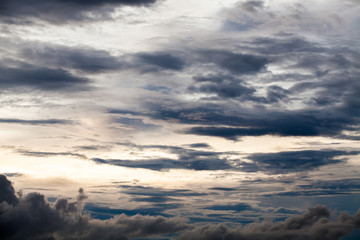 Obraz premium colorful dramatic sky with cloud at sunset